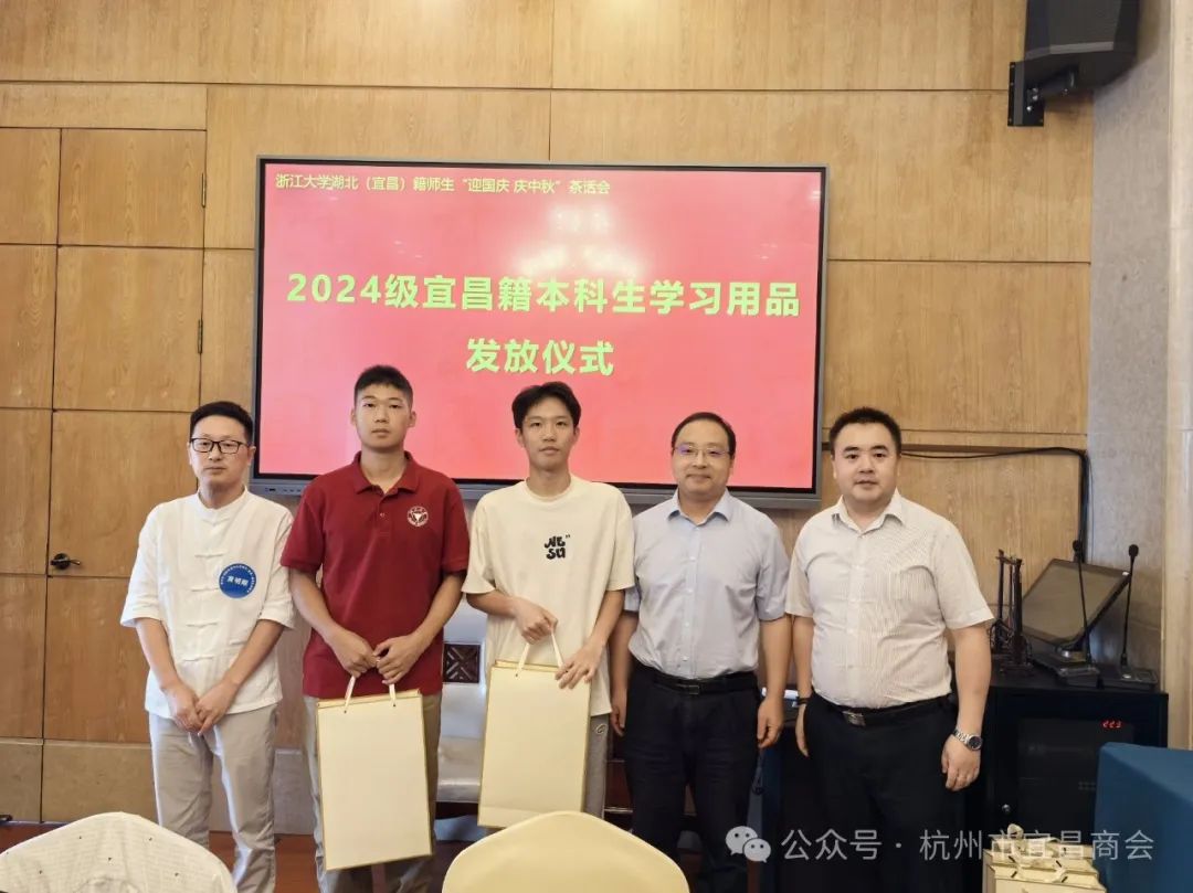 a690367d49abbca196fb8ad06b42c0e1.jpg