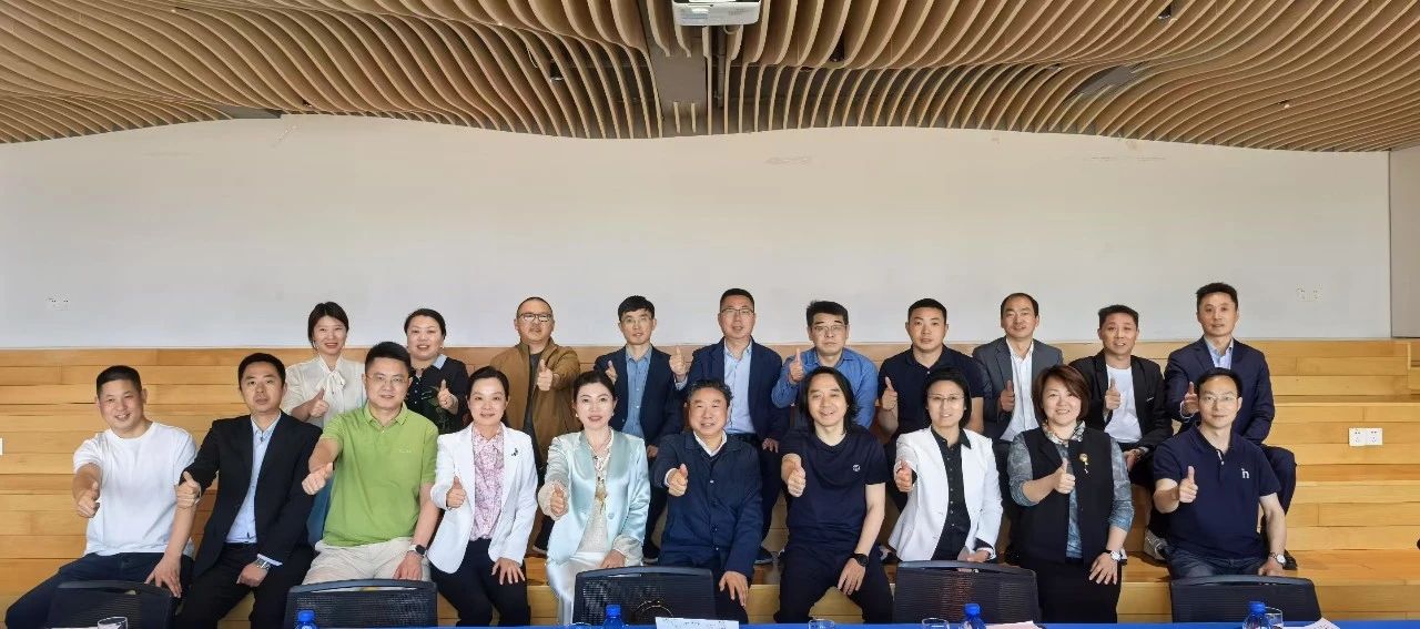 851b990e2981560177e5b36151bb1e34.jpg 851b990e2981560177e5b36151bb1e34.jpg