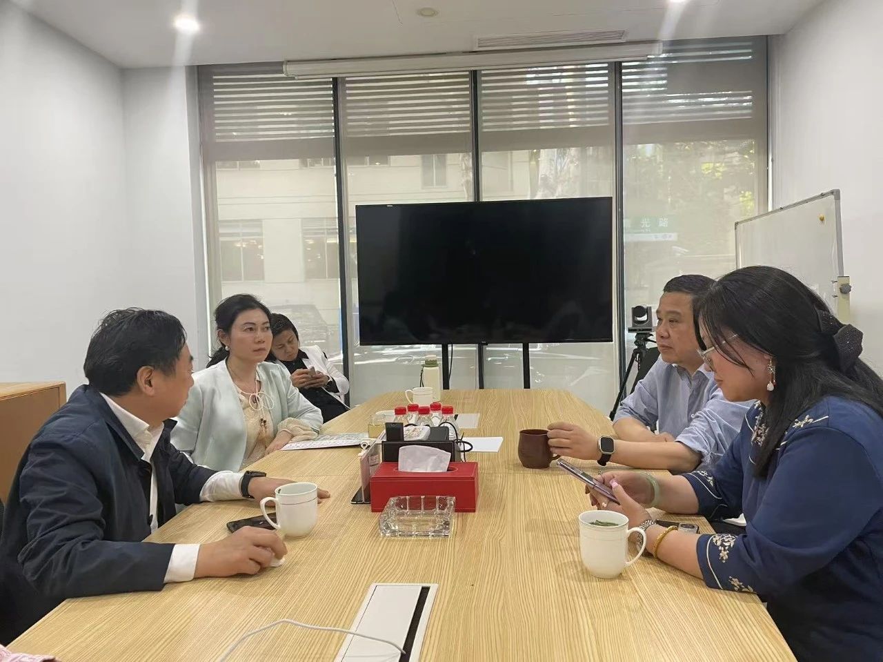 b813fd6efd70b549b150cbe4d50f1e98.jpg b813fd6efd70b549b150cbe4d50f1e98.jpg