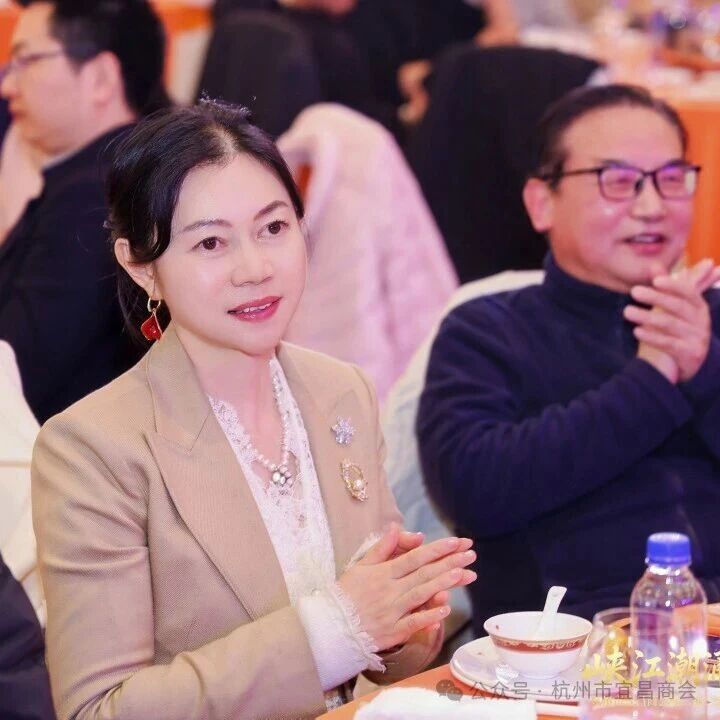 1f0d276a029fe11e573cbfa157c9e910.jpg